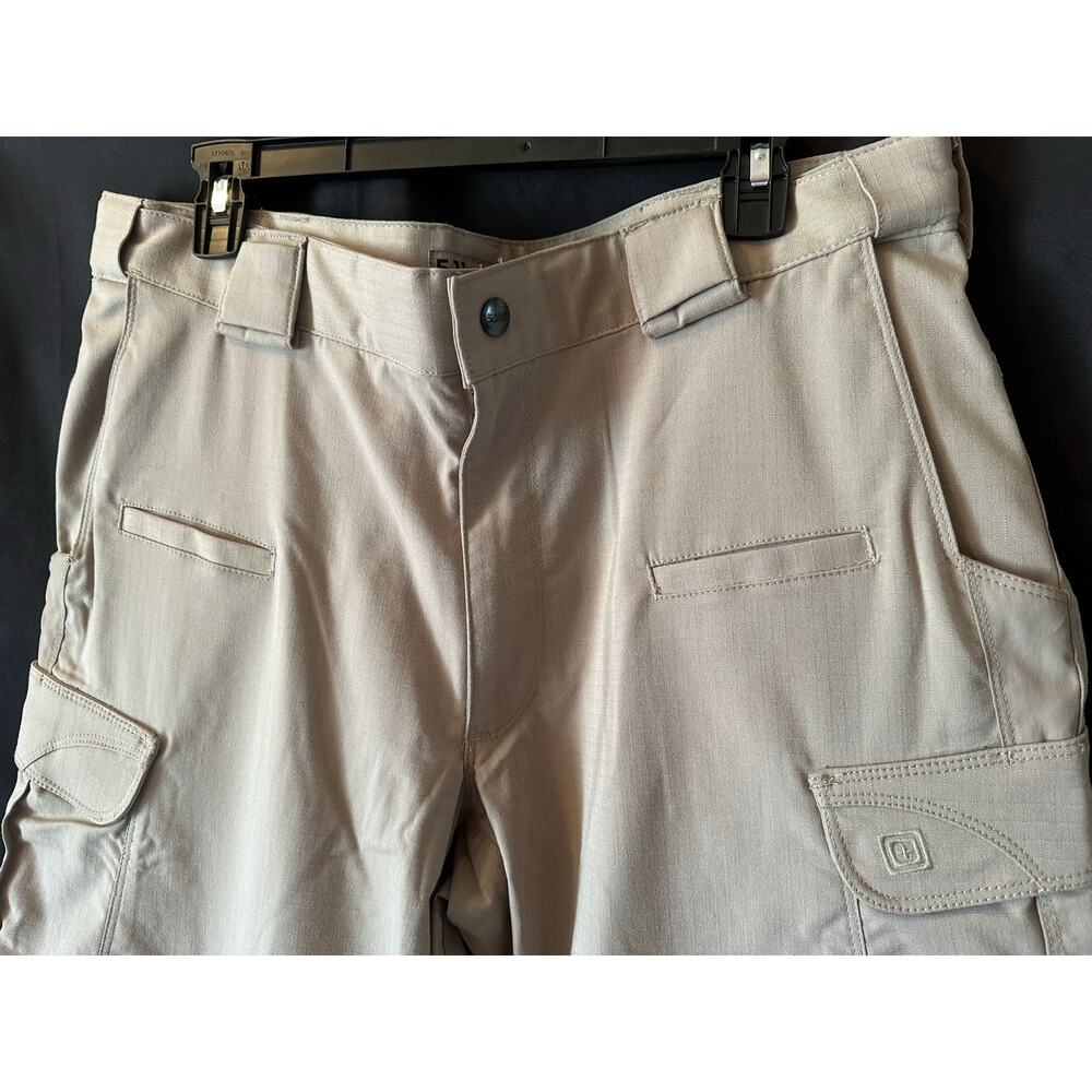 5.11 Tactical Stryke Cargo Pants in Khaki 36x32